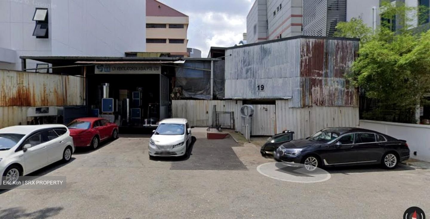 Jalan Mesin (D13), Factory #527958801